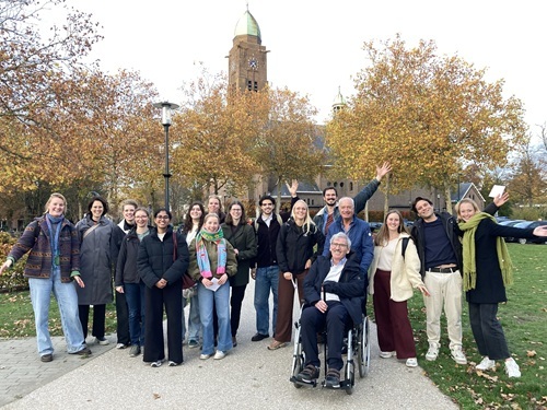 20251106 Vormgevers doen rondje Willem Alexanderpark